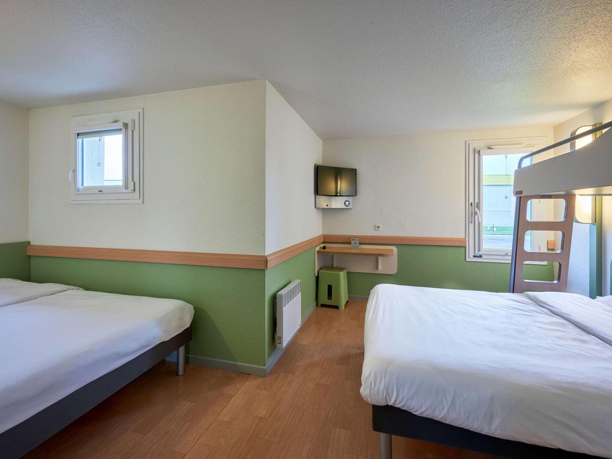 Ibis Budget Lisieux Exterior foto